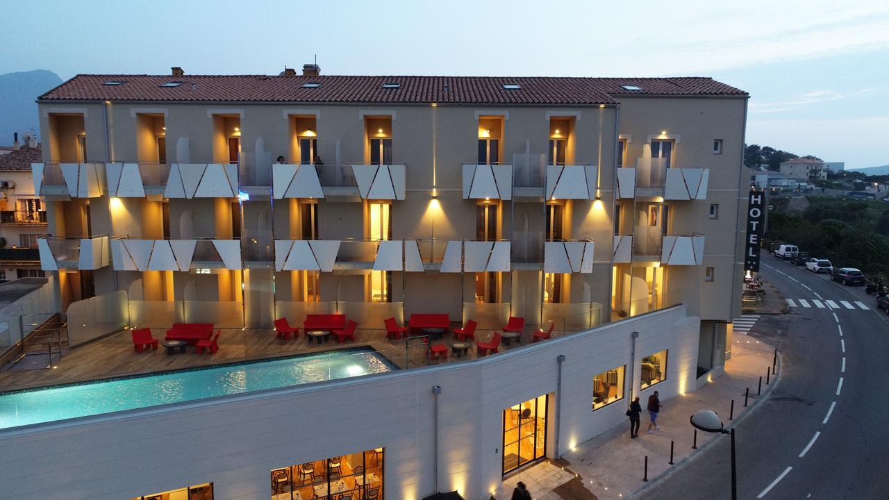 Hotel Mediterranee Calvi  Exterior photo