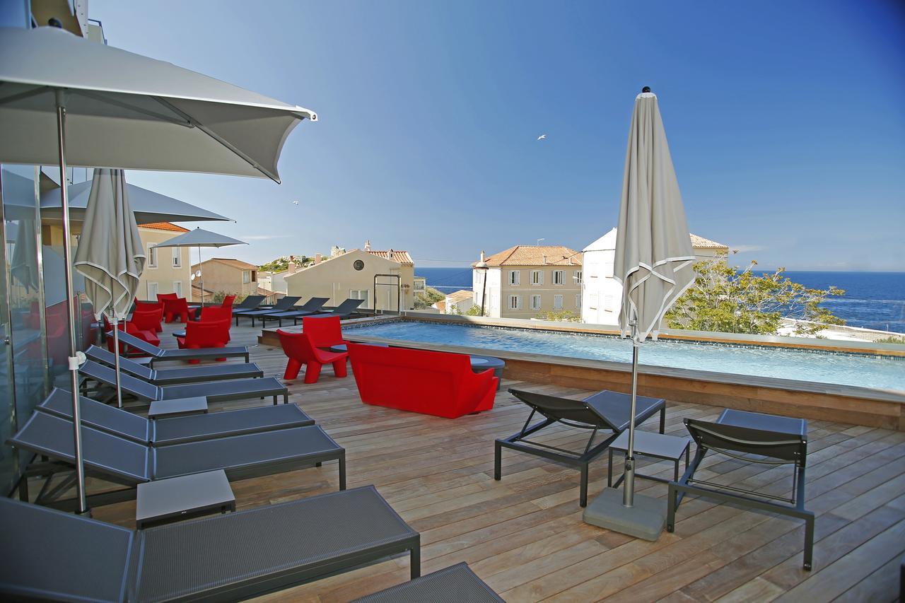 Hotel Mediterranee Calvi  Exterior photo